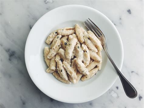 This White Pesto From Liguria is a Prime Example of “Cucina 